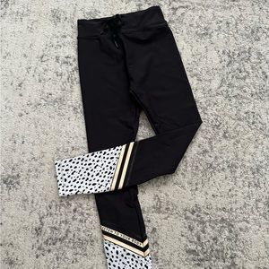 Sarah’s Day x Whitefox Boutique leggings